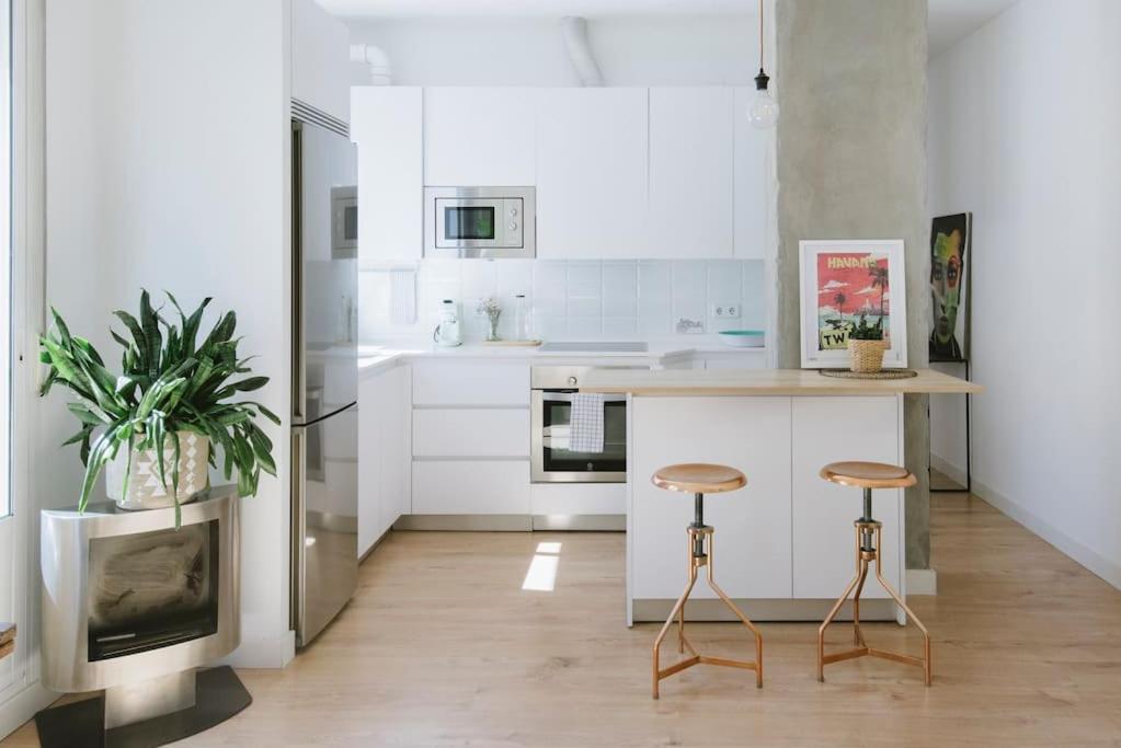 Appartement El Botones Nuevo Y Luminoso Apto De Diseno En Lavapies à Madrid Extérieur photo