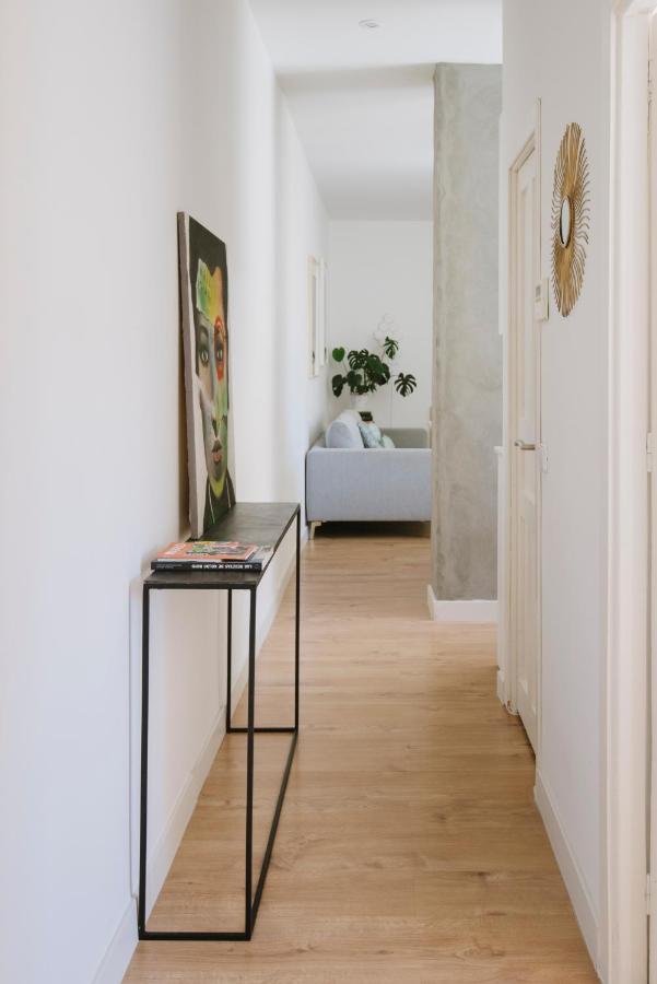 Appartement El Botones Nuevo Y Luminoso Apto De Diseno En Lavapies à Madrid Extérieur photo