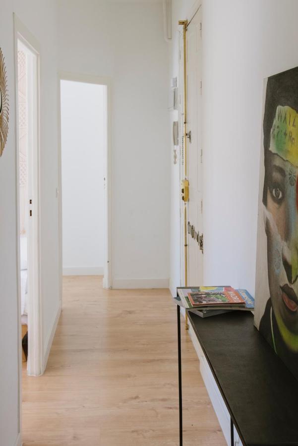 Appartement El Botones Nuevo Y Luminoso Apto De Diseno En Lavapies à Madrid Extérieur photo